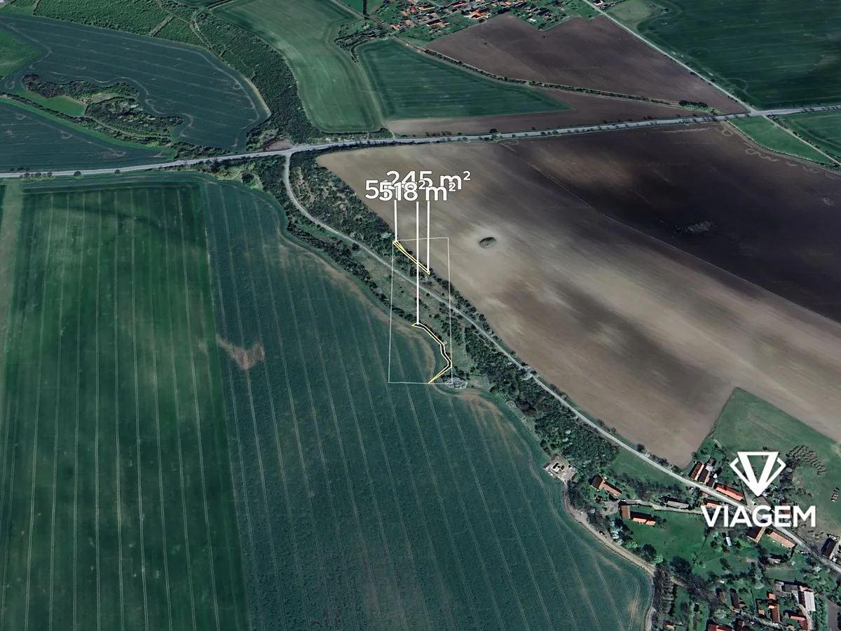 Prodej pole 296 m²